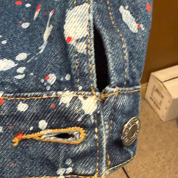 Levis Limited Edition Handmaids Tale Ex-Boyfriend Denim Trucker Jacket  Sz S - Picture 9 of 12